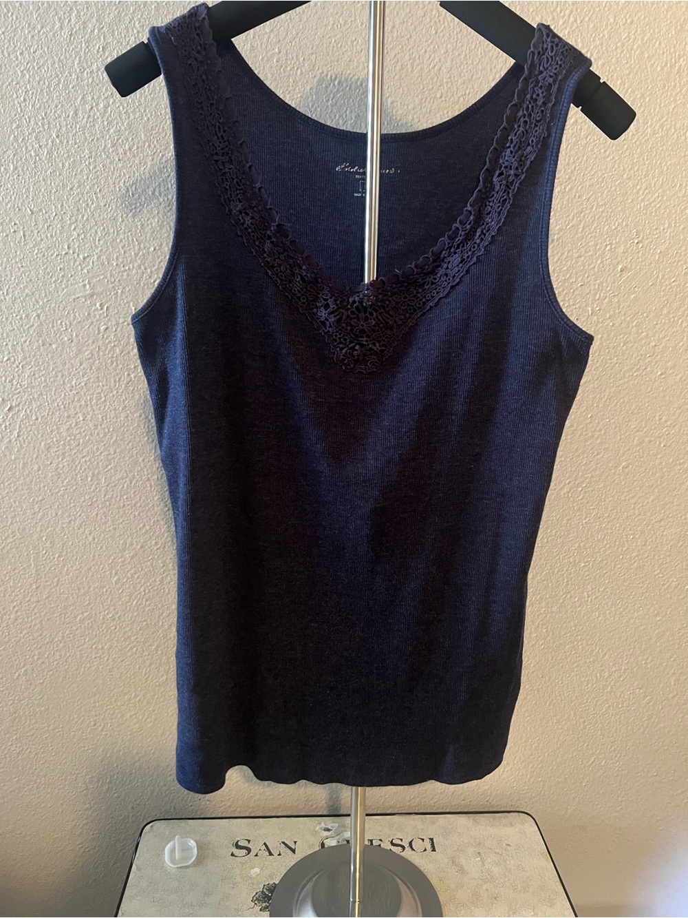 Eddie Bauer Lace-Trim Navy Tank Top size L